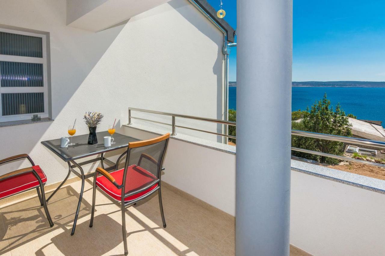Apartmani Jadranka Starigrad Paklenica Exterior photo