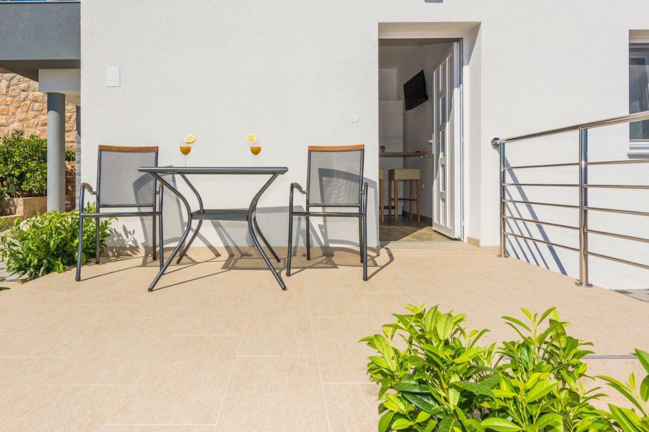 Apartmani Jadranka Starigrad Paklenica Exterior photo